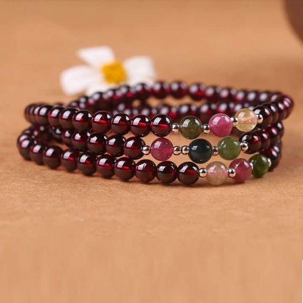 Vòng Đá Garnet  Hợp mệnh Hỏa và  Thổ