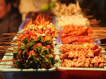 Du lịch Việt Nam thưởng thức 33 món ngon ‘không thể cưỡng lại’