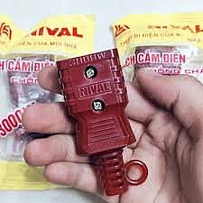 phích nối âm công nghiệp màu nâu PA106