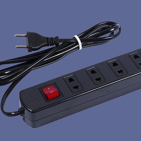 Ổ cắm chịu tải có dây 4 ổ cắm Nival N4T2,5C