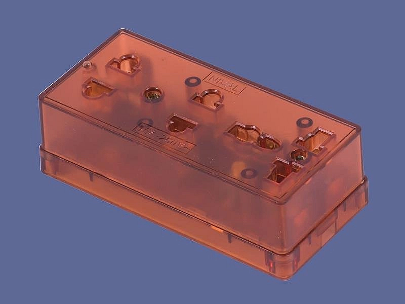 Ổ cắm 3 nhựa trong màu nâu DN225