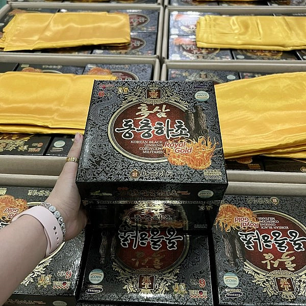 Cao Hắc Sâm Đông Trùng - Hũ 1kg