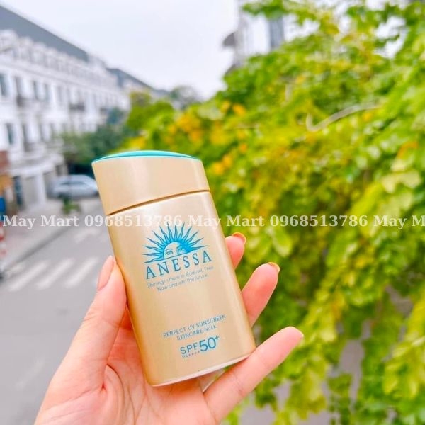 Sữa Chống Nắng Anessa Dưỡng Da Kiềm Dầu 60ml (Mẫu Mới)