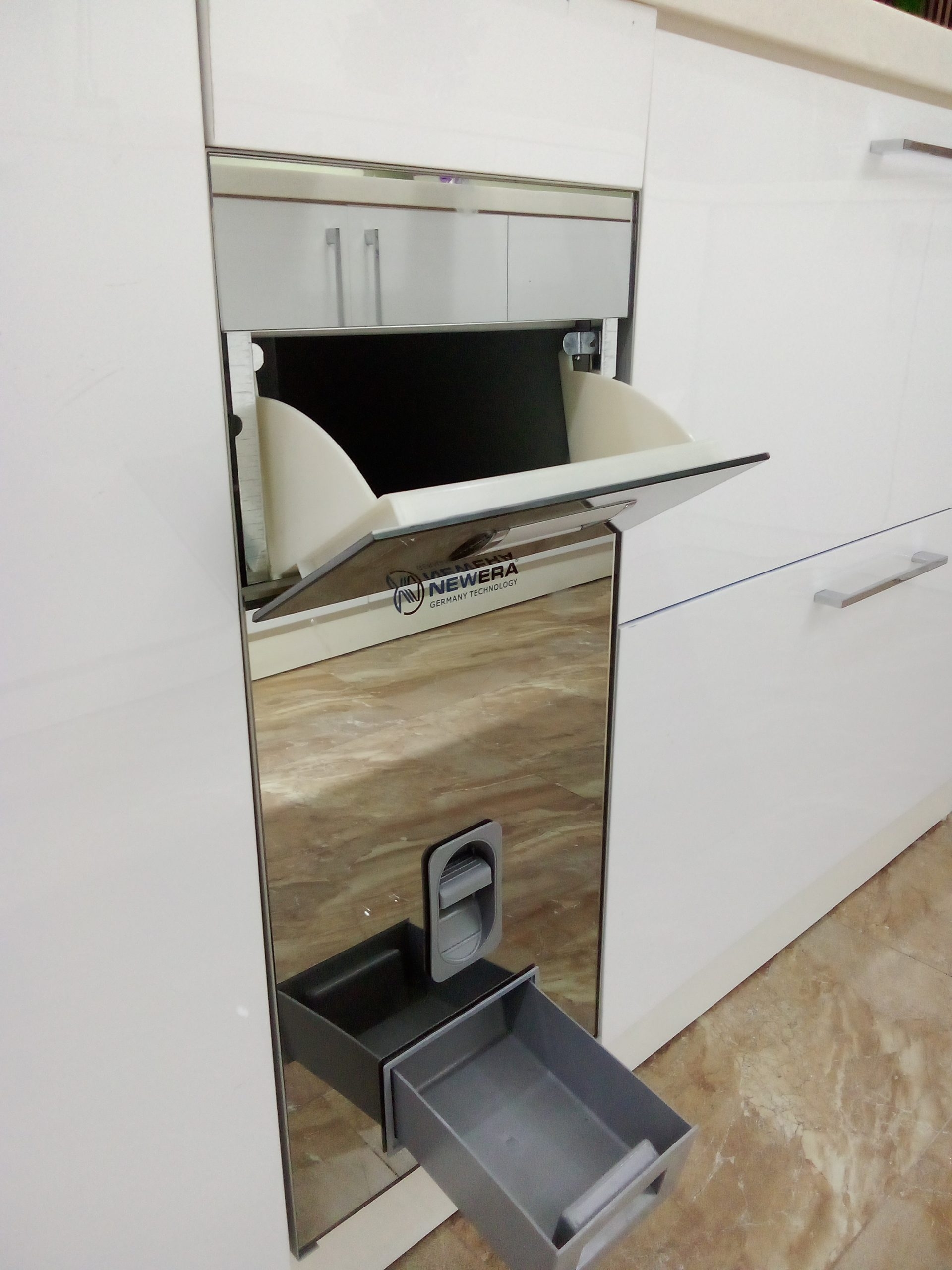 THÙNG GẠO MẶT GƯƠNG NE0101E